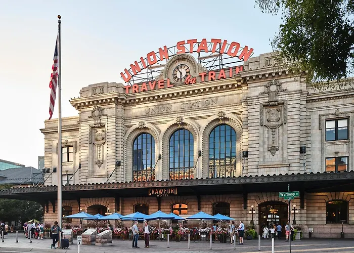 Family Hotel: The Crawford Hotel